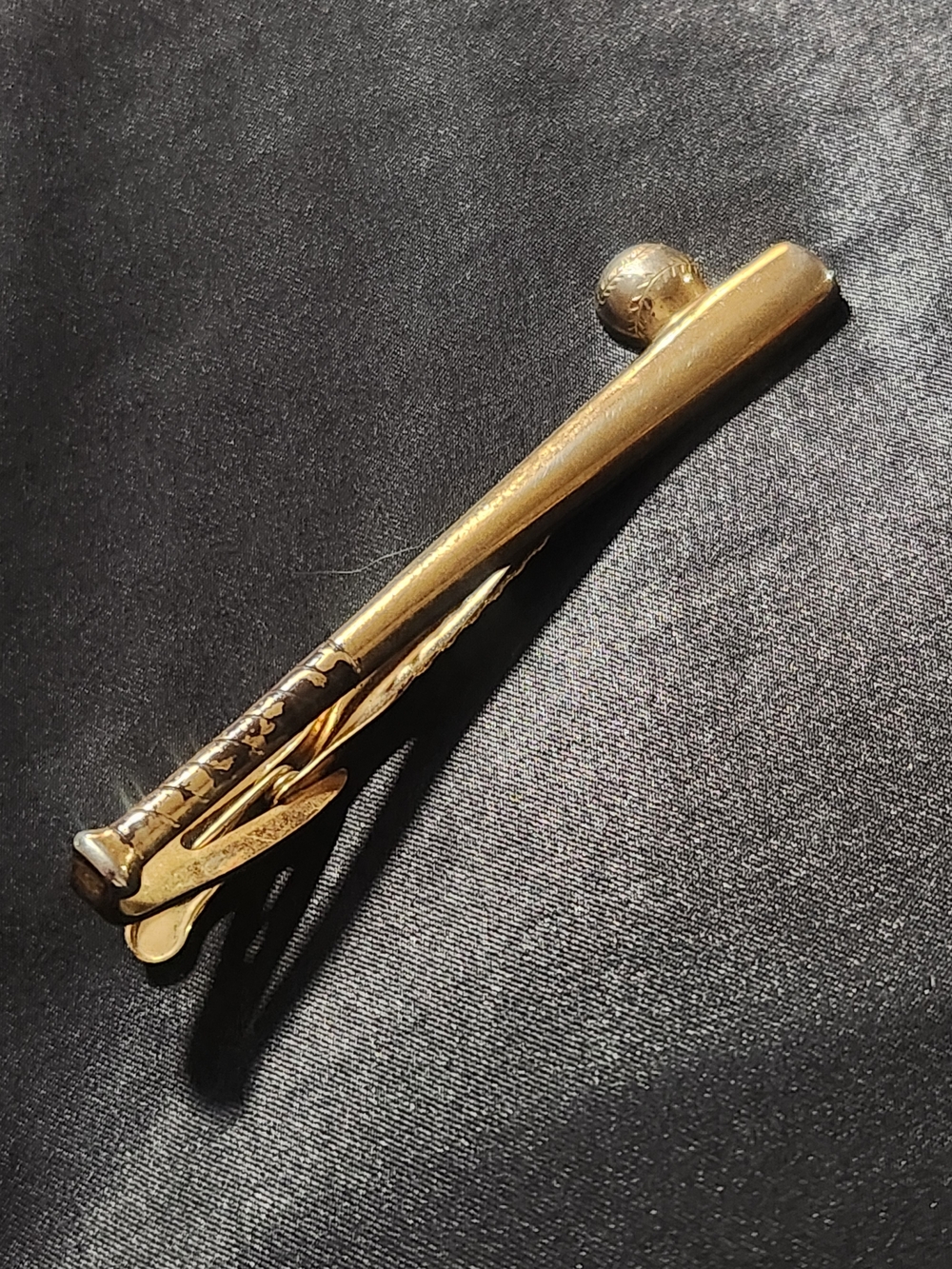 Vintage Hickok Baseball Bat & Ball Tie Bar Clip Gold Tone USA Novelty Sports